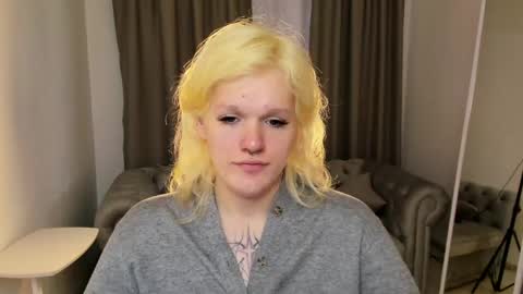 Snapshot of lollita_morgan chatting on April 12, 2026, 6:18 am lollita online show from April 12, 2026, 6:18 am