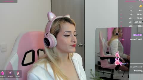 Lolly  online show from December 28, 2024, 1:28 pm