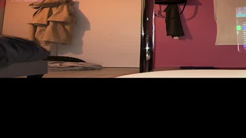 Snapshot of lollychills chatting on March 15, 2026, 6:14 pm lollychills online show from March 15, 2026, 6:14 pm