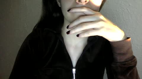 agnes online show from December 9, 2024, 10:09 pm