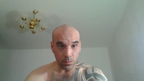 lolotatto online show from April 3, 2026, 3:32 pm