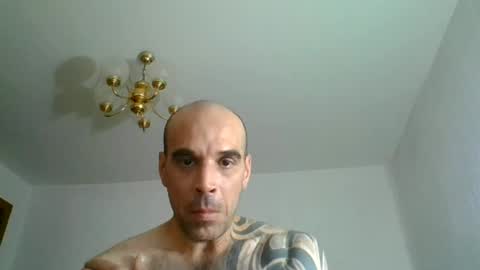 lolotatto online show from June 12, 2026, 6:40 pm