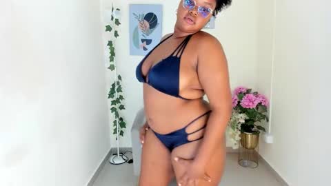 Alejandra online show from March 3, 2026, 1:50 pm