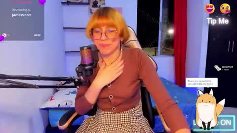 L O L Y online show from October 24, 2025, 3:03 am