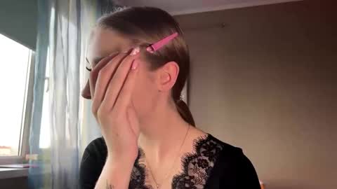 Lili online show from March 7, 2026, 2:58 pm