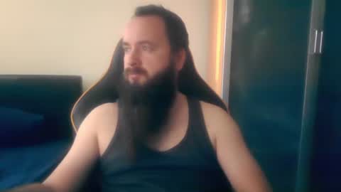 Snapshot of london_man1988 chatting on October 24, 2025, 7:38 am london_man1988 online show from October 24, 2025, 7:38 am