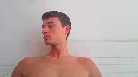 Snapshot of london_tomy chatting on February 7, 2026, 5:49 pm london_tomy online show from February 7, 2026, 5:49 pm