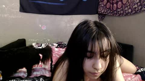 londonray online show from May 23, 2026, 1:00 am