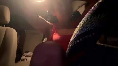 Snapshot of lonelymilfxoxo chatting on May 21, 2026, 2:18 am lonelymilfxoxo online show from May 21, 2026, 2:18 am