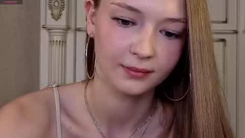 Snapshot of long_000 chatting on June 10, 2026, 6:34 am Cindy online show from June 10, 2026, 6:34 am