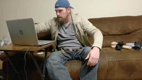 longhairedfreak1921 online show from November 14, 2025, 5:44 pm