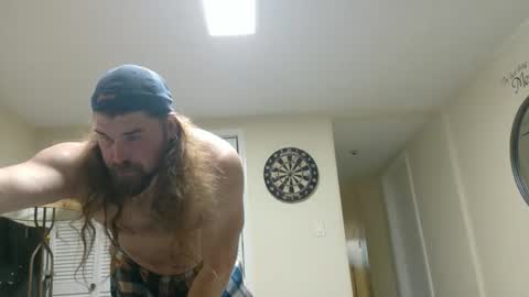 Snapshot of longhairedfreak1921 chatting on February 4, 2026, 2:23 pm longhairedfreak1921 online show from February 4, 2026, 2:23 pm