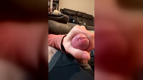 longhairhunky online show from March 1, 2026, 4:31 pm