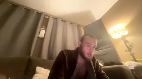 Snapshot of longjohndong321 chatting on April 15, 2026, 7:58 pm Unknowncouple online show from April 15, 2026, 7:58 pm