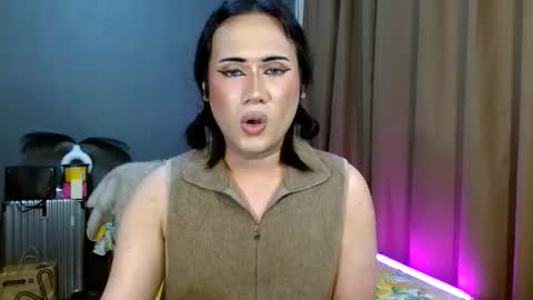 My Lover Dadddy roberto online show from May 7, 2026, 10:59 pm
