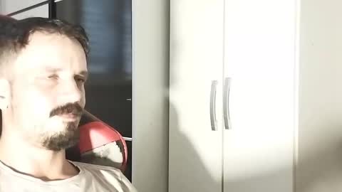 Snapshot of lookaz4010 chatting on March 7, 2025, 4:11 pm Lucas online show from March 7, 2025, 4:11 pm