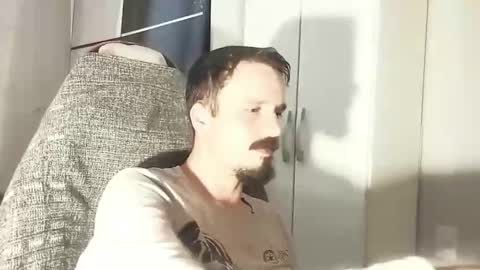 Snapshot of lookaz4010 chatting on November 18, 2025, 2:54 pm Lucas online show from November 18, 2025, 2:54 pm