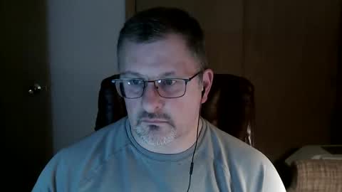Snapshot of lookin75 chatting on March 7, 2026, 3:14 am lookin75 online show from March 7, 2026, 3:14 am