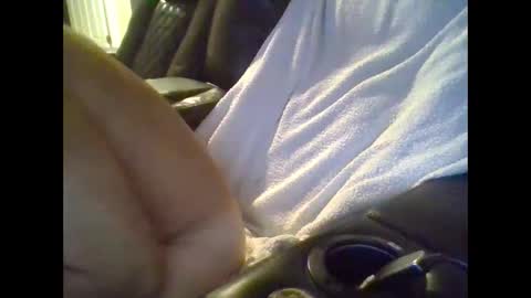 lookininnj online show from September 25, 2025, 6:44 pm