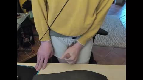 loomie online show from February 13, 2025, 7:45 am