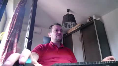 Snapshot of lopata200x chatting on October 27, 2025, 10:08 am Alex online show from October 27, 2025, 10:08 am