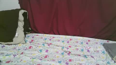 lora_amor online show from October 12, 2025, 11:26 pm