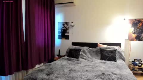 Snapshot of loraflame chatting on January 6, 2025, 10:57 am Lora online show from January 6, 2025, 10:57 am