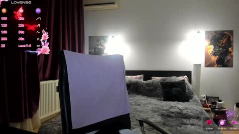 Snapshot of loraflame chatting on January 21, 2025, 2:37 pm Lora online show from January 21, 2025, 2:37 pm