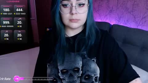 Snapshot of loramoonnn chatting on December 6, 2024, 1:51 am Lora online show from December 6, 2024, 1:51 am