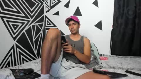 Snapshot of lord_apolo chatting on October 28, 2025, 12:47 am Apolo online show from October 28, 2025, 12:47 am