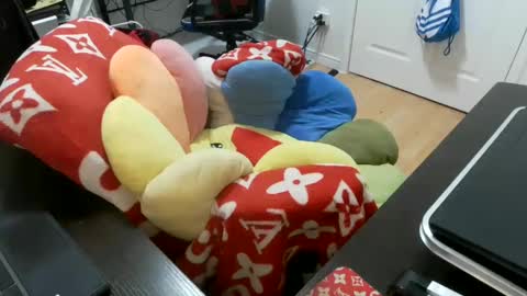 Snapshot of lordxw chatting on December 11, 2024, 2:41 am LORDXW online show from December 11, 2024, 2:41 am