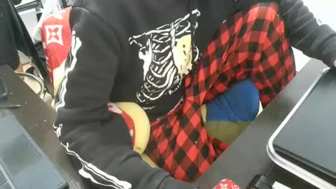 Snapshot of lordxw chatting on December 11, 2024, 5:43 am LORDXW online show from December 11, 2024, 5:43 am