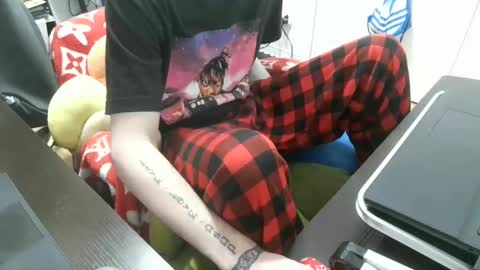 Snapshot of lordxw chatting on December 12, 2024, 1:10 am LORDXW online show from December 12, 2024, 1:10 am