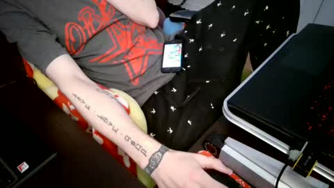 Snapshot of lordxw chatting on December 18, 2024, 6:46 pm LORDXW online show from December 18, 2024, 6:46 pm