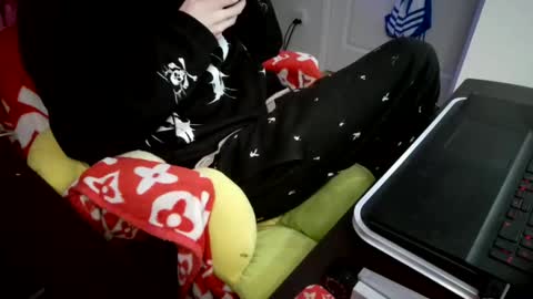 Snapshot of lordxw chatting on January 2, 2025, 1:06 am LORDXW online show from January 2, 2025, 1:06 am