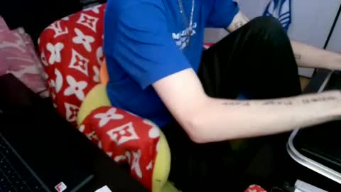 Snapshot of lordxw chatting on January 5, 2025, 7:49 pm LORDXW online show from January 5, 2025, 7:49 pm