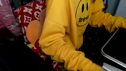 Snapshot of lordxw chatting on January 10, 2025, 5:37 am LORDXW online show from January 10, 2025, 5:37 am