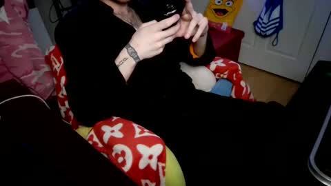 Snapshot of lordxw chatting on January 14, 2025, 2:40 am LORDXW online show from January 14, 2025, 2:40 am