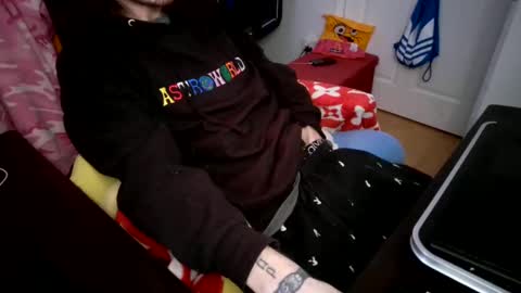 Snapshot of lordxw chatting on January 16, 2025, 6:48 pm LORDXW online show from January 16, 2025, 6:48 pm