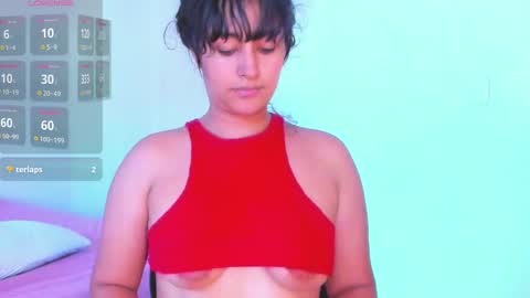 lore_rey online show from December 19, 2024, 7:51 pm