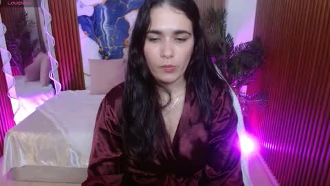 Loren online show from March 7, 2026, 2:41 am