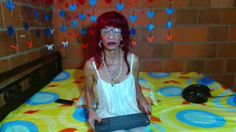 Lorena Capelli online show from October 15, 2025, 11:43 am