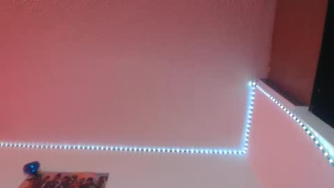 lorenitha online show from October 11, 2025, 4:38 pm