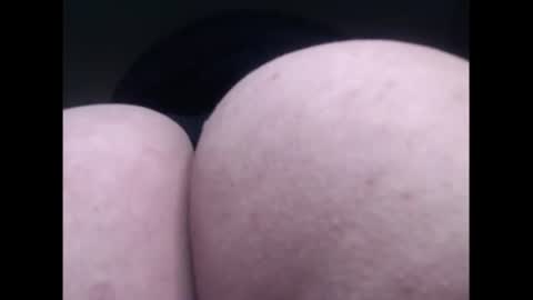 Snapshot of lorenitha_20 chatting on July 15, 2026, 6:24 pm lorenitha online show from July 15, 2026, 6:24 pm