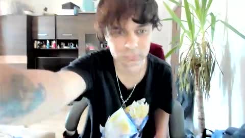 LORENZO Boy online show from April 26, 2026, 12:03 pm