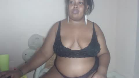 lorena online show from October 22, 2025, 10:53 pm