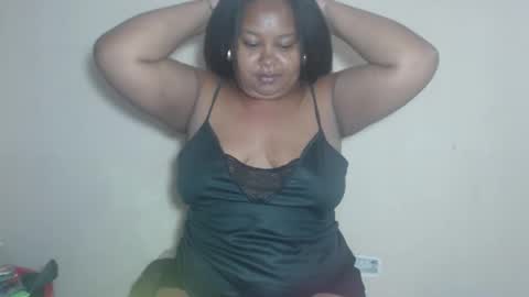 lorena online show from November 1, 2025, 11:12 am