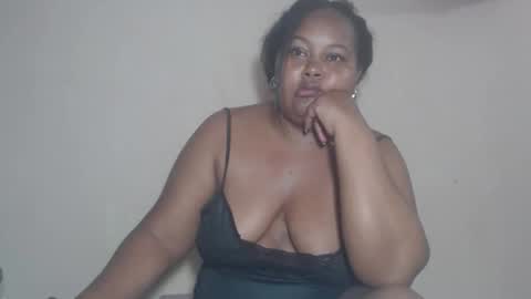 lorena online show from November 2, 2025, 5:10 am