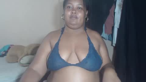 lorena online show from November 5, 2025, 6:57 am