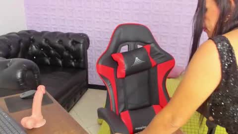 lorena online show from March 1, 2025, 8:02 am